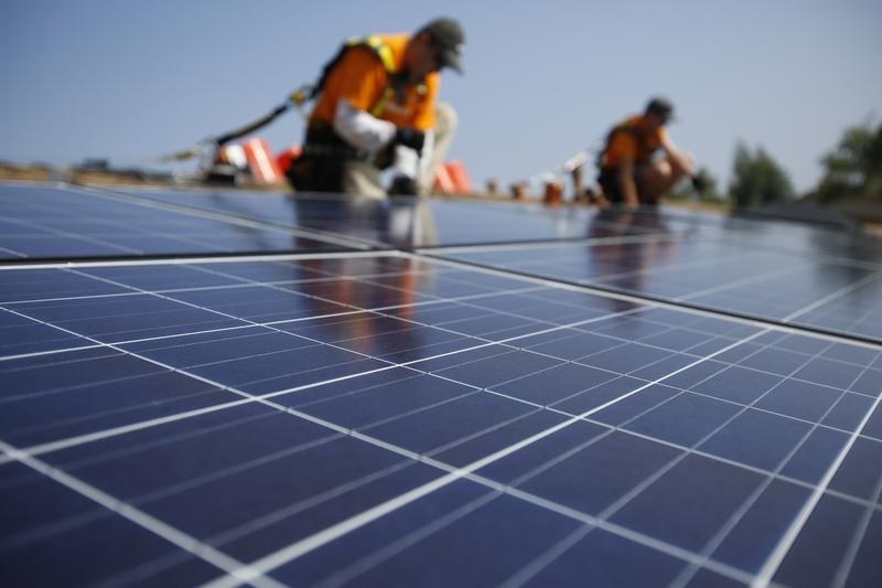 First Solar shares slide after Q3 results miss, guidance cut