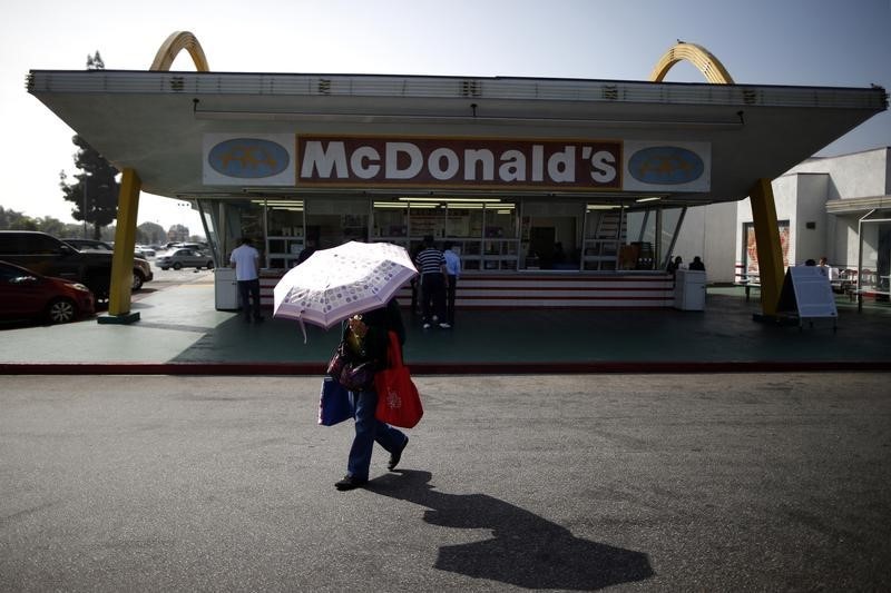 McDonald’s slump as CDC says E. coli outbreak linked to burgers led to one death