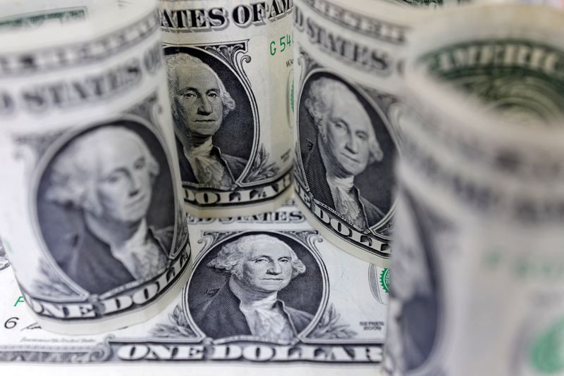 Dollar holds gains made on US jobs data and Middle East flare-up