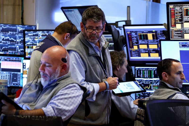 S&P 500, Dow notch fresh record highs with earnings, economic data in focus