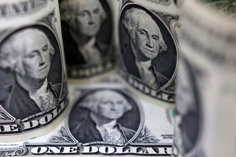 Dollar rides ‘Trump trade’ toward third weekly rise