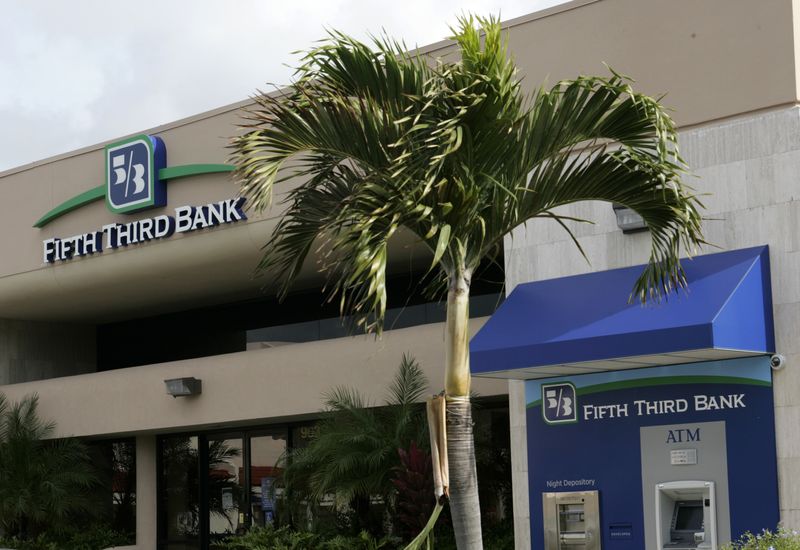 Fifth Third Bancorp’s profit falls on higher loan loss provisions