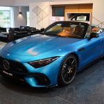 Mercedes car earnings plunge as China shuns luxury