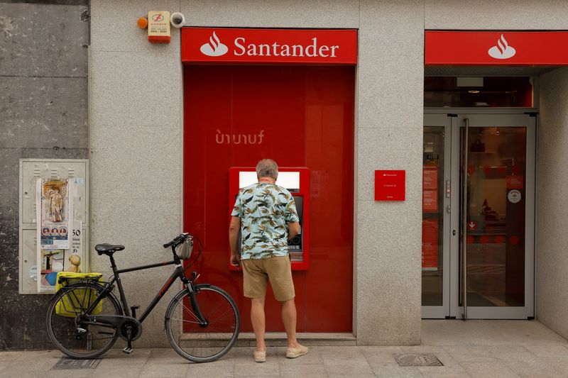 Santander books record quarterly profit on retail unit, delays UK results