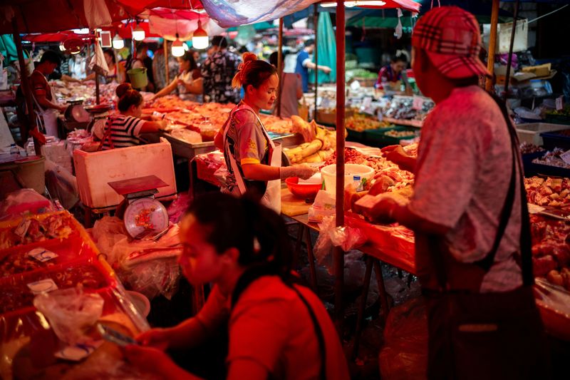 Thai government pushes for higher inflation target at BOT meeting