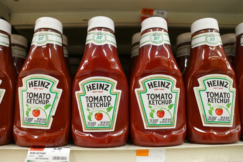 Kraft Heinz trims annual forecasts as high prices hinder demand recovery