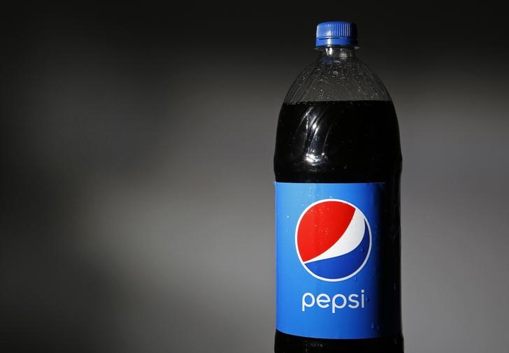 PepsiCo cuts annual sales forecast on demand worries