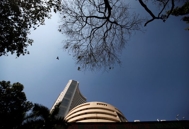 India stocks higher at close of trade; Nifty 50 up 0.42%