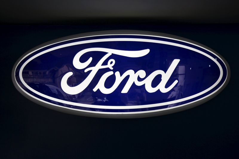 Ford, GM operations in Canada & Mexico ‘extremely challenged’ amid tariff threats