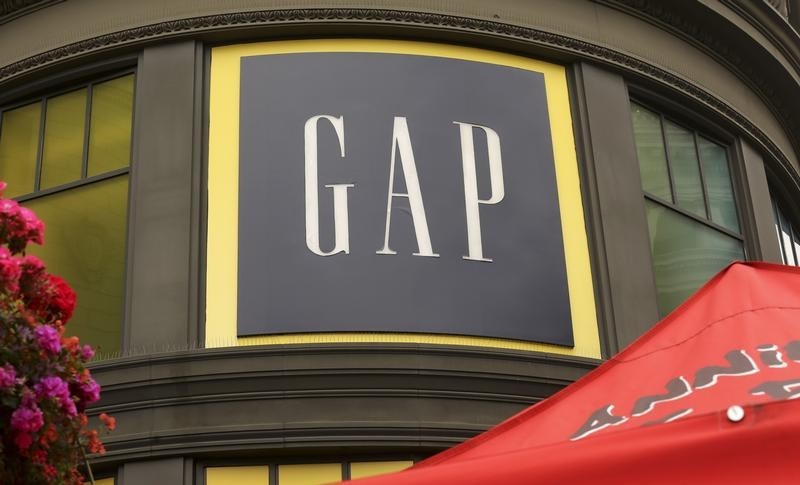 Gap, Ross Stores, Texas Pacific rise premarket;Intuit and Reddit fall