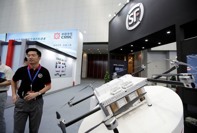 China courier group S.F. Holding to raise up to $792.7 million in Hong Kong listing