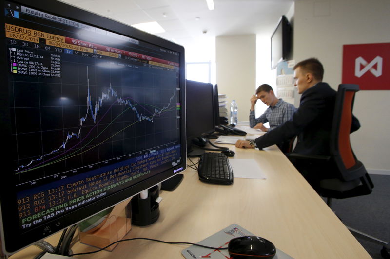 Russia stocks lower at close of trade; MOEX Russia Index down 3.24%