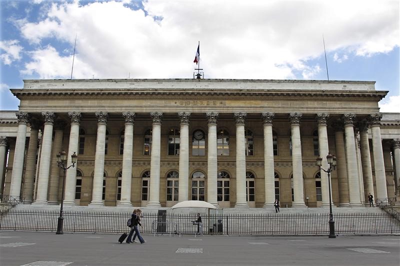 France stocks lower at close of trade; CAC 40 down 0.57%