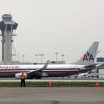 American Airlines grounds all US flights over technical issue