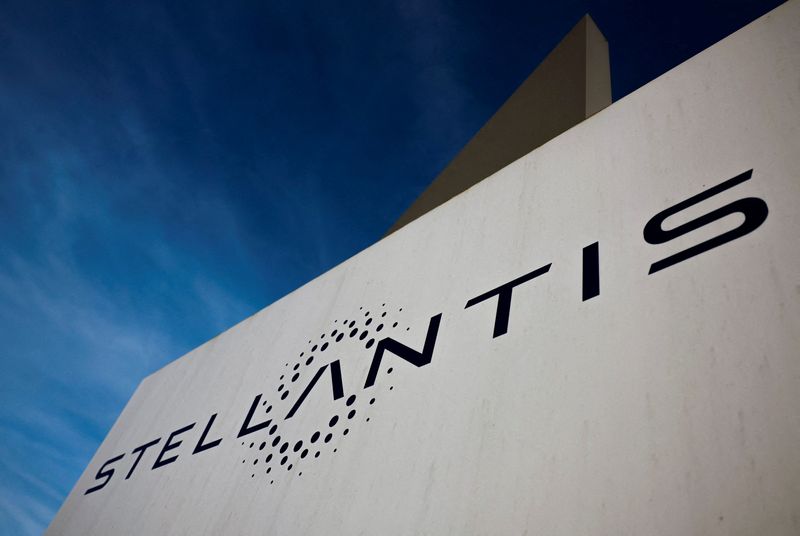 Stellantis, China’s CATL to invest $4.33 billion in EV battery factory in Spain