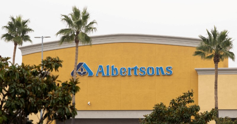 Kroger, Albertsons could turn to ad business as mega merger falls through, analysts say