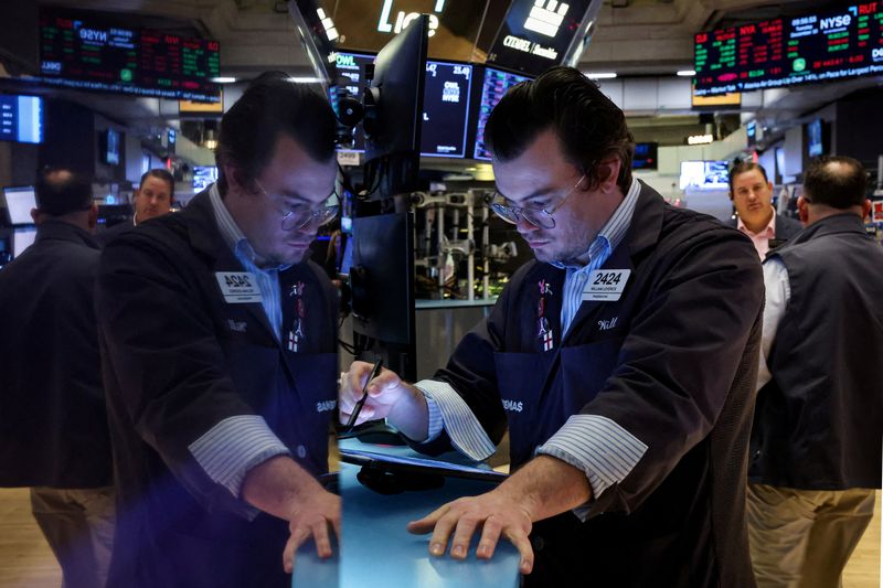 Stocks fall, Dow drops for 9th straight session with Fed decision due