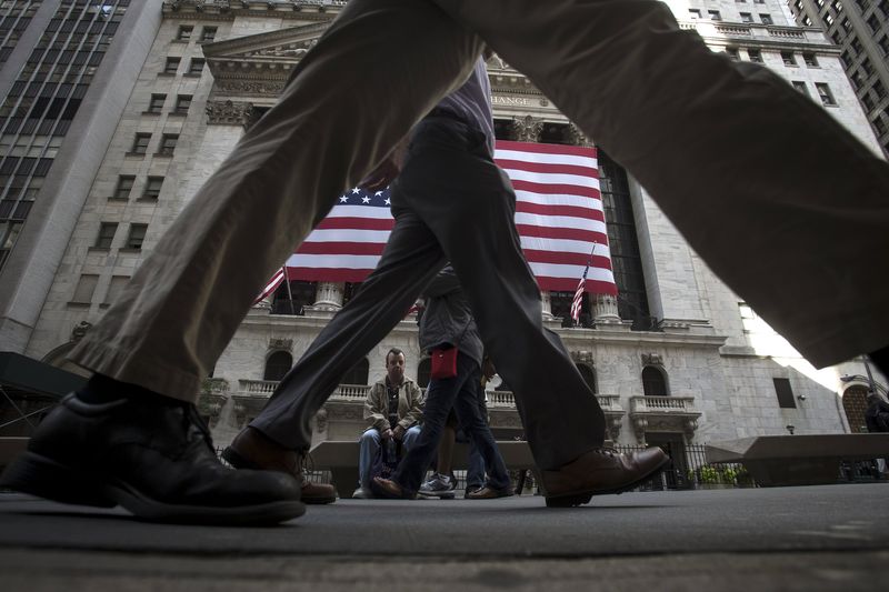 U.S. stocks higher at close of trade; Dow Jones Industrial Average up 1.18%