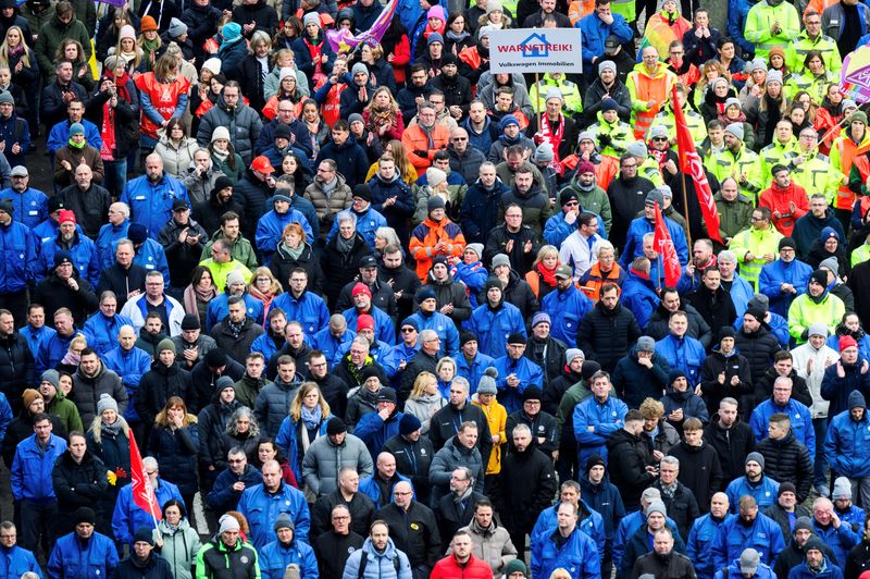 Union says nearly 100,000 workers joined Volkswagen strikes across Germany