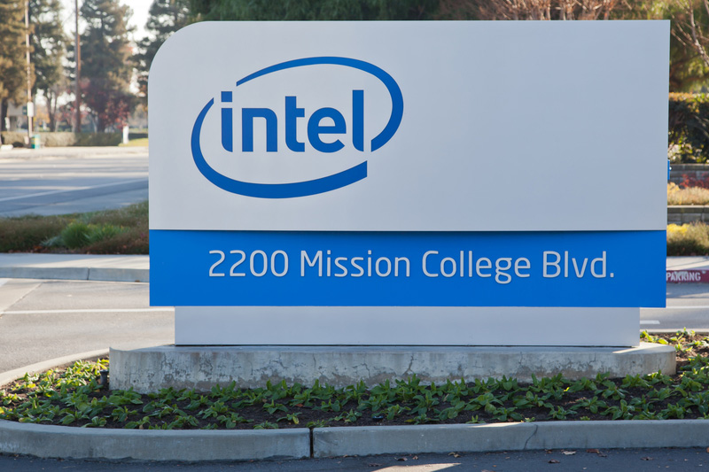 Intel explores manufacturing spinoff amid leadership changes