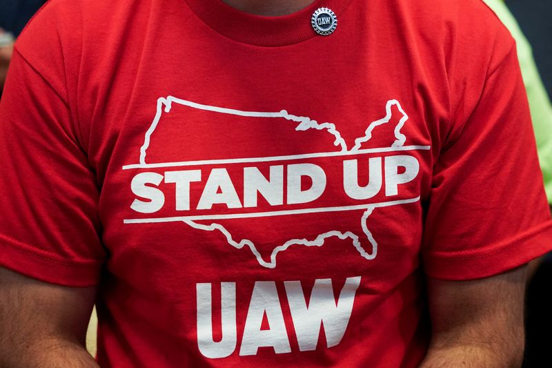 Longtime UAW union officer to retire, sources say