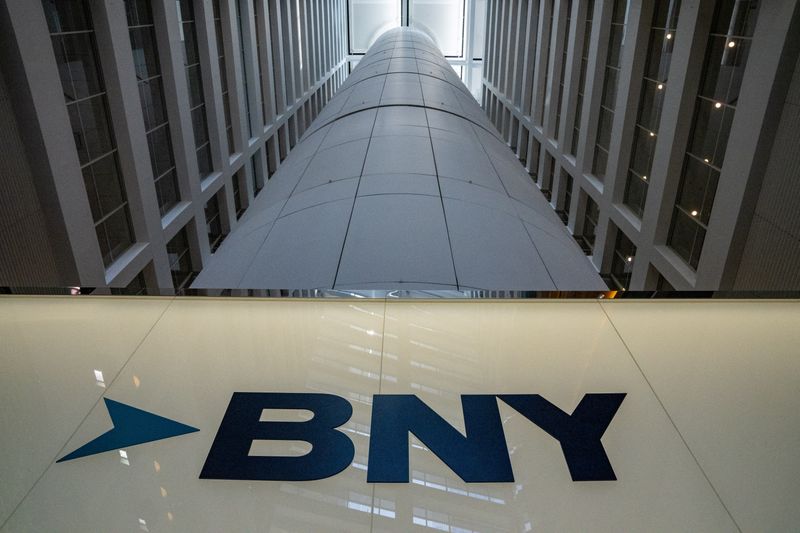 BNY fourth-quarter profit rises on boost from higher fee income