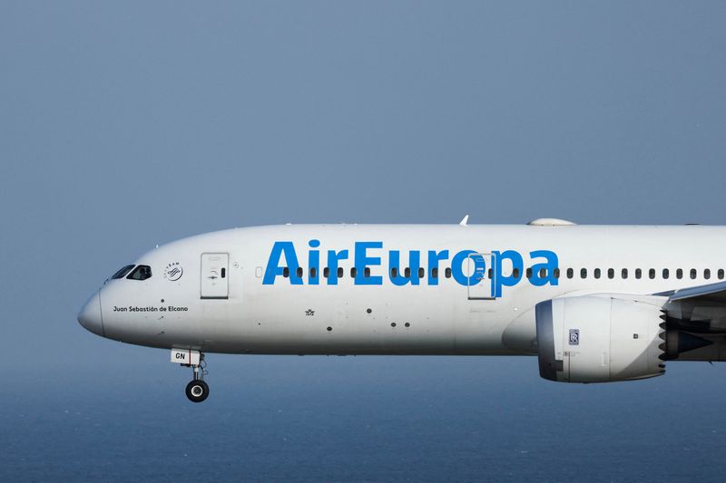 Air Europa hires PJT Partners to increase capital, raise debt, El Confidencial says