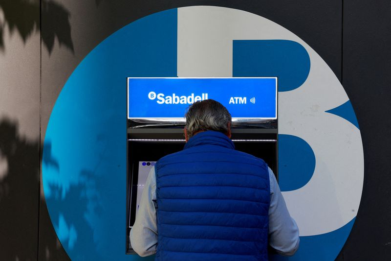 Sabadell’s board discusses moving HQ back to Catalonia